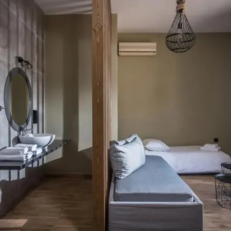 Hotel Petousis &